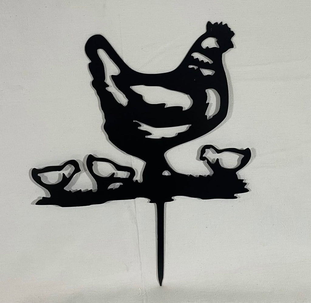 Poule avec ses poussins